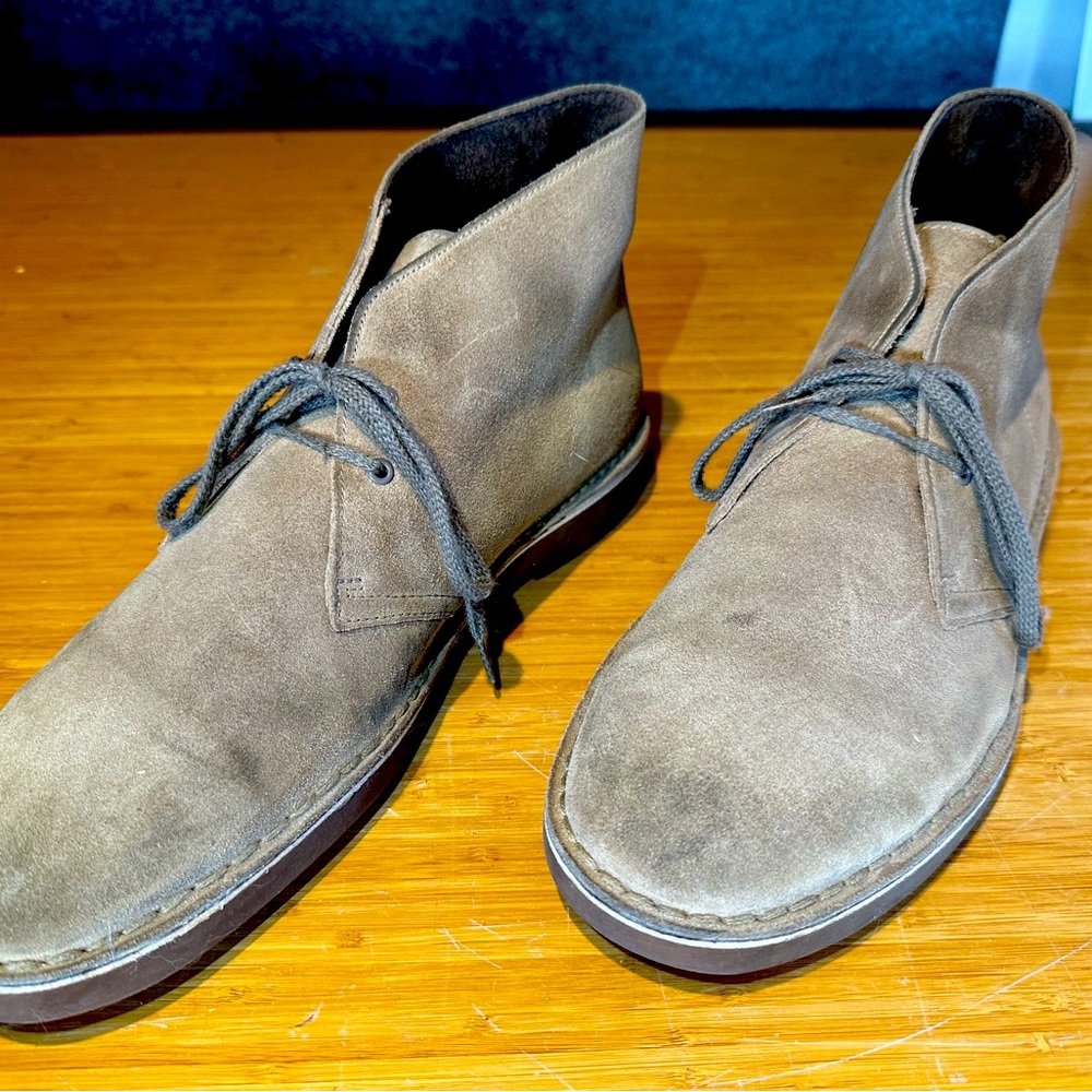 Clarks tan suede sz. 13